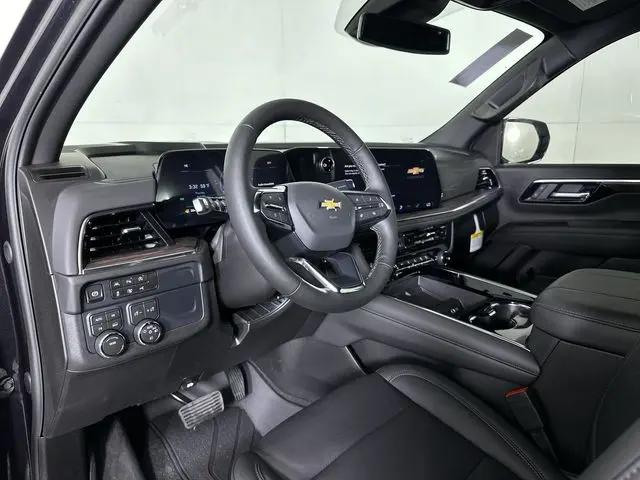 2026 Chevrolet Suburban LT, 4WD