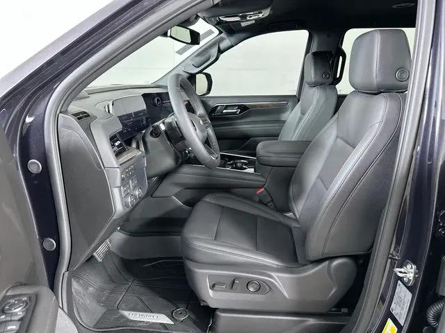 2026 Chevrolet Suburban LT, 4WD