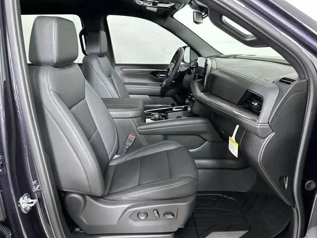 2026 Chevrolet Suburban LT, 4WD