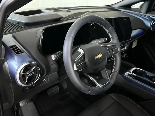 2025 Chevrolet Equinox LT 2
