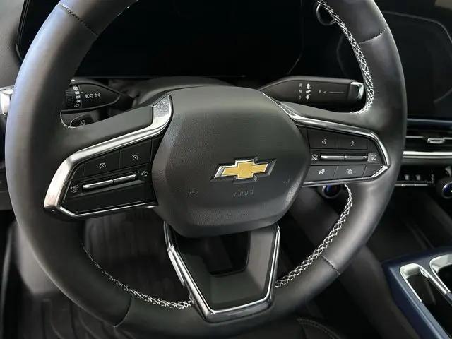 2025 Chevrolet Equinox LT 2