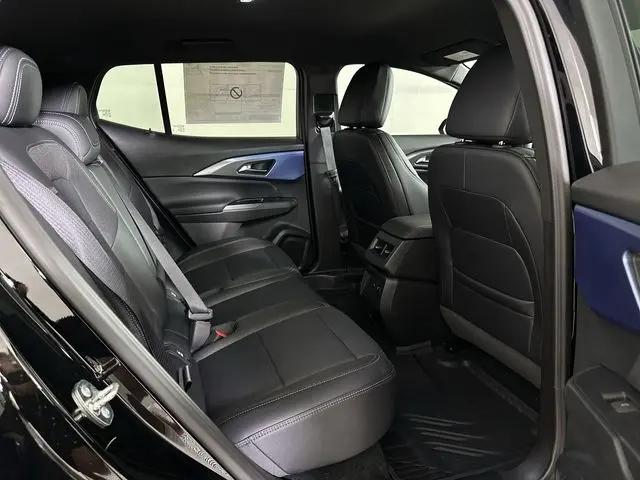 2025 Chevrolet Equinox LT 2