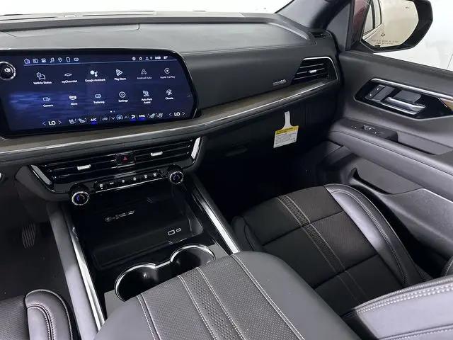 2025 Chevrolet Suburban 4WD High Country