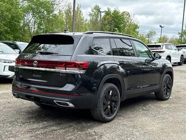 2026 Volkswagen Atlas SE with Technology