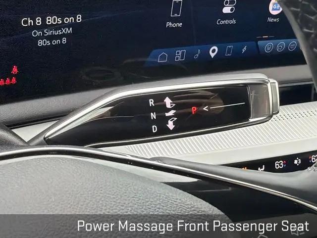 2025 Cadillac iQ Luxury 2 AWD