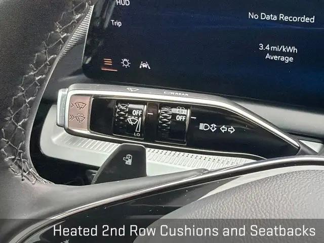 2025 Cadillac iQ Luxury 2 AWD