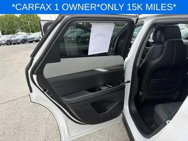 2025 Cadillac iQ Luxury 2 AWD