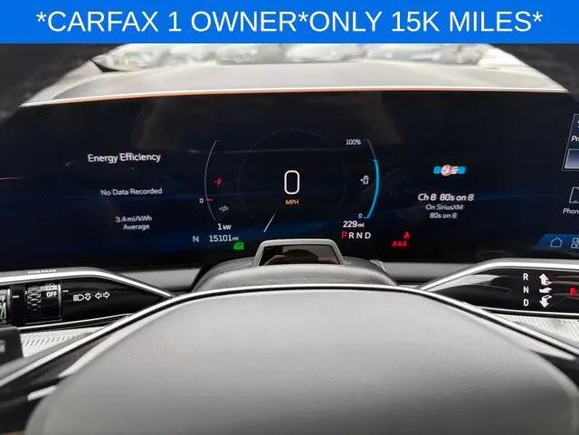 2025 Cadillac iQ Luxury 2 AWD