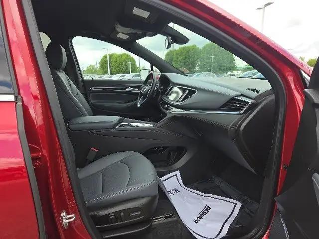 2023 Buick Enclave Essence FWD