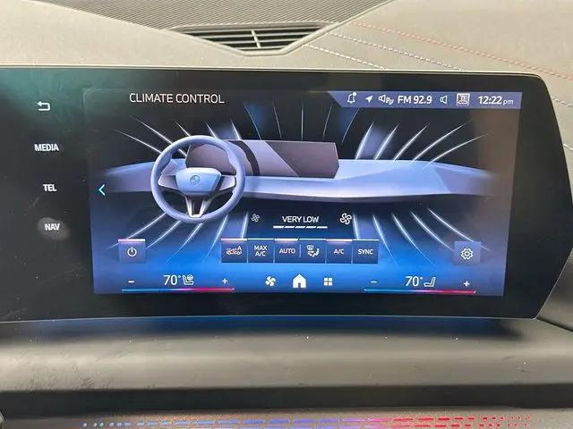 2025 BMW Coupe xDrive