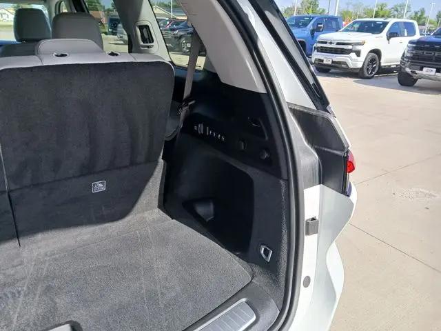 2023 Jeep Grand Cherokee L Overland 4x4