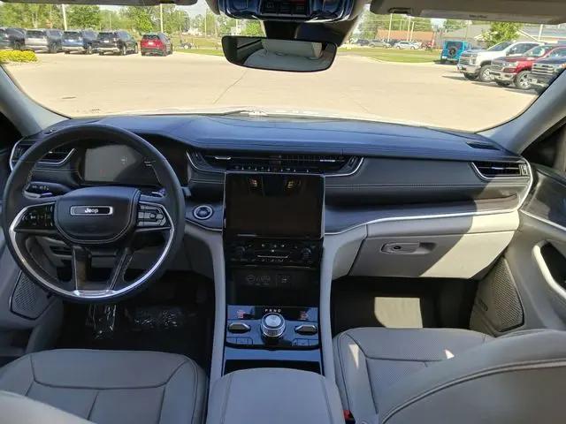 2023 Jeep Grand Cherokee L Overland 4x4