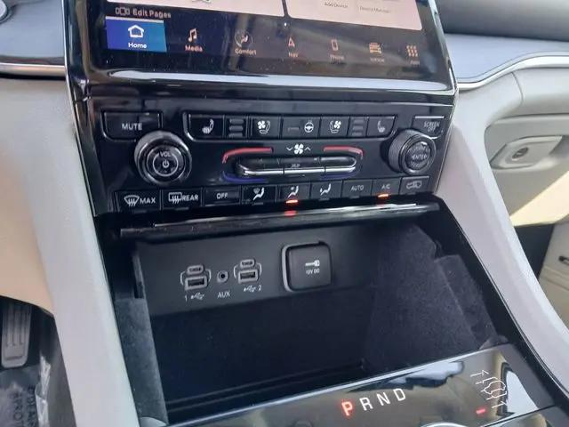 2023 Jeep Grand Cherokee L Overland 4x4