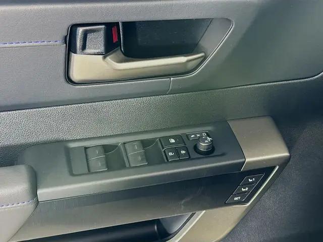 2026 Toyota Tundra Platinum CrewMax 5.5' Bed
