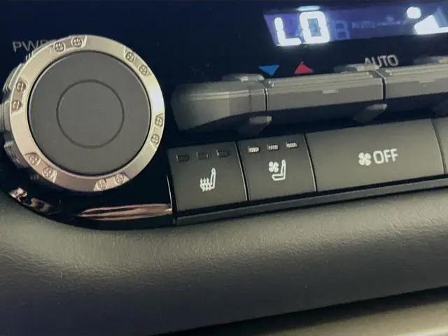2026 Toyota Tundra Platinum CrewMax 5.5' Bed