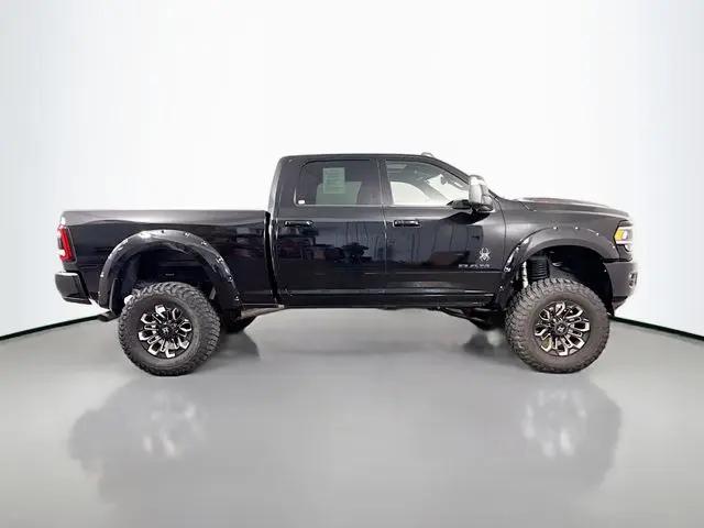 2024 Ram 3500 Laramie Crew Cab 4x4 6'4" Box
