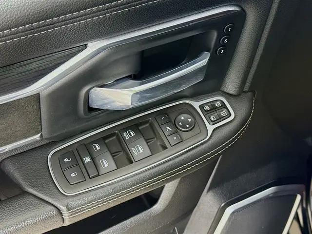 2024 Ram 3500 Laramie Crew Cab 4x4 6'4" Box