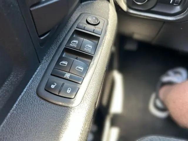 2022 Ram 2500 Tradesman Crew Cab 4x4 6'4" Box