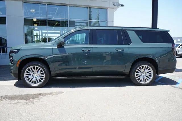 2026 Chevrolet Suburban RST, 4WD