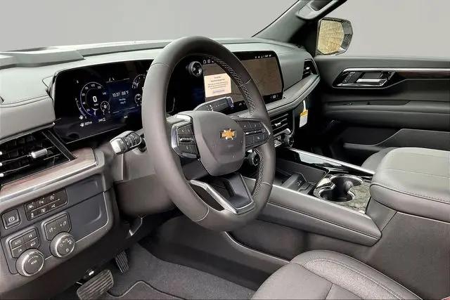 2026 Chevrolet Suburban LS, 4WD