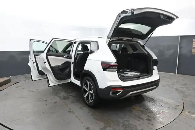 2026 Volkswagen Taos SEL