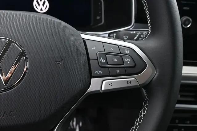 2026 Volkswagen Taos SEL