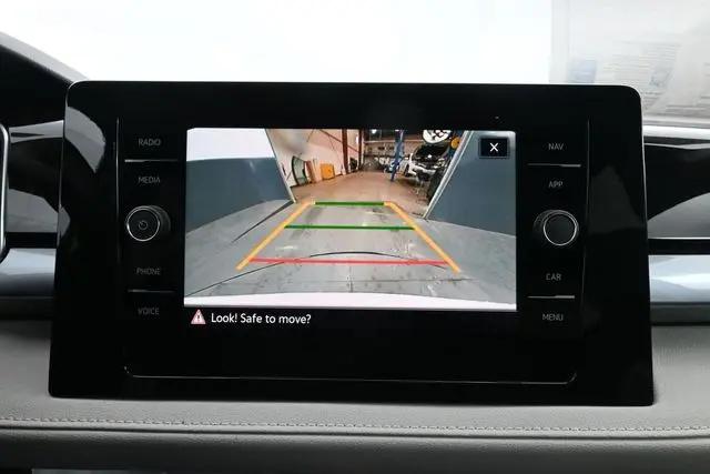 2026 Volkswagen Taos SEL