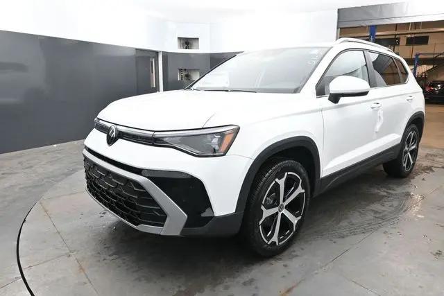 2026 Volkswagen Taos SEL
