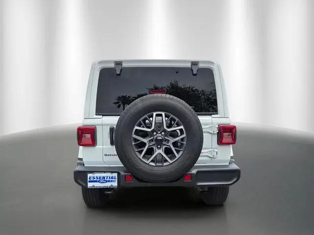 2025 Jeep Wrangler 4-Door Sahara 4x4