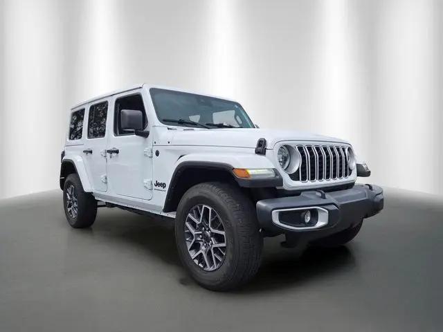 2025 Jeep Wrangler 4-Door Sahara 4x4