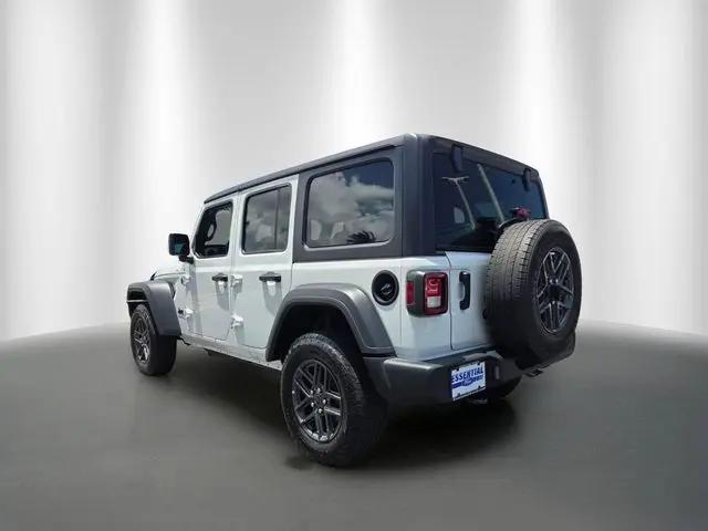 2025 Jeep Wrangler 4-Door Summit 4x4