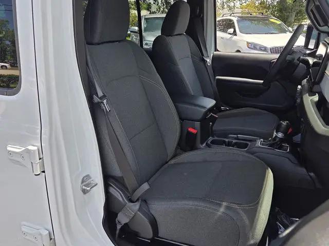2025 Jeep Wrangler 4-Door Summit 4x4