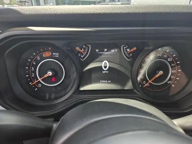 2025 Jeep Wrangler 4-Door Summit 4x4