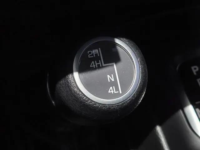 2025 Jeep Wrangler 4-Door Summit 4x4