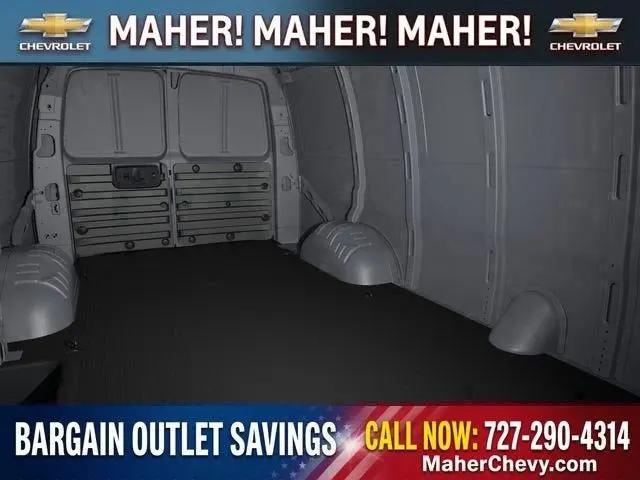 2026 Chevrolet Express Cargo Van 2500 Regular Wheelbase, WT, RWD