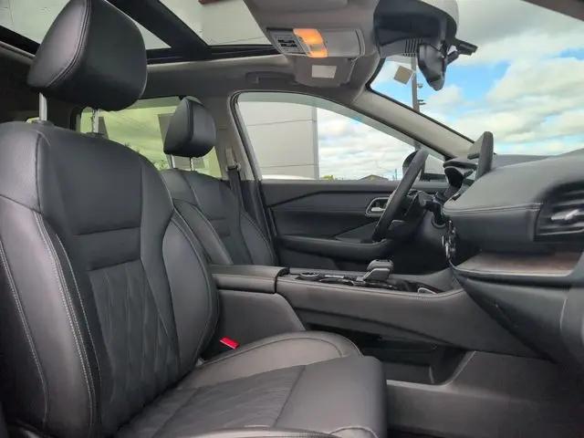 2025 Nissan Rogue Platinum Intelligent AWD