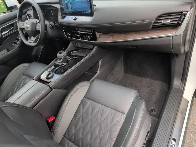 2025 Nissan Rogue Platinum Intelligent AWD