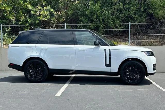 2026 Land Rover Range Rover P400 SE 7 Seat