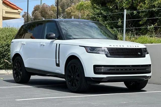 2026 Land Rover Range Rover P400 SE 7 Seat
