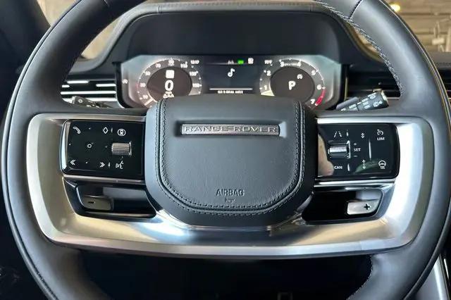 2026 Land Rover Range Rover P400 SE 7 Seat