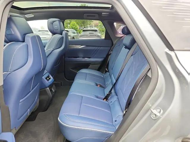 2025 Cadillac iQ Luxury 2 AWD