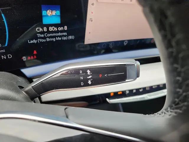 2025 Cadillac iQ Luxury 2 AWD