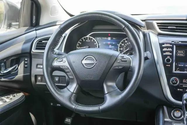 2023 Nissan Murano SL FWD