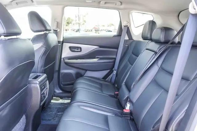 2023 Nissan Murano SL FWD