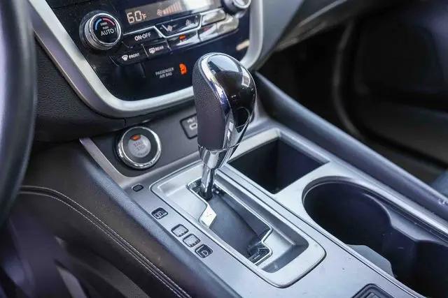 2023 Nissan Murano SL FWD