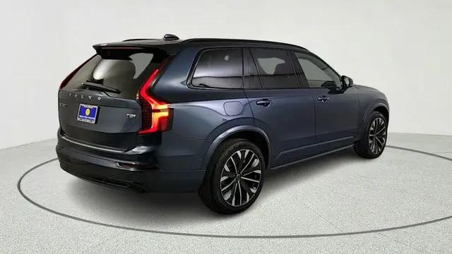 2026 Volvo XC90 Plug-In Hybrid Ultra Dark Theme, T8 AWD, Electric/Gasoline, 7 Seats