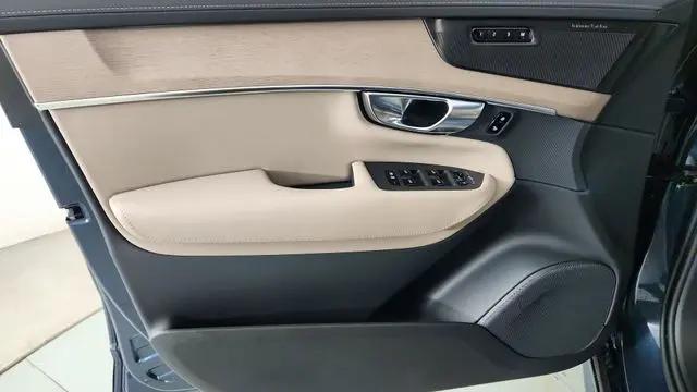 2026 Volvo XC90 Plug-In Hybrid Ultra Dark Theme, T8 AWD, Electric/Gasoline, 7 Seats
