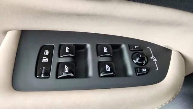 2026 Volvo XC90 Plug-In Hybrid Ultra Dark Theme, T8 AWD, Electric/Gasoline, 7 Seats