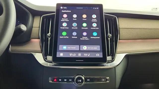 2026 Volvo XC90 Plug-In Hybrid Ultra Dark Theme, T8 AWD, Electric/Gasoline, 7 Seats