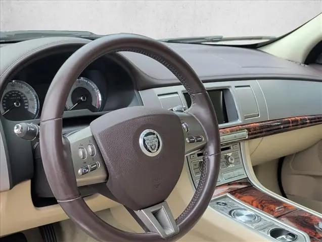 2010 Jaguar XF Premium